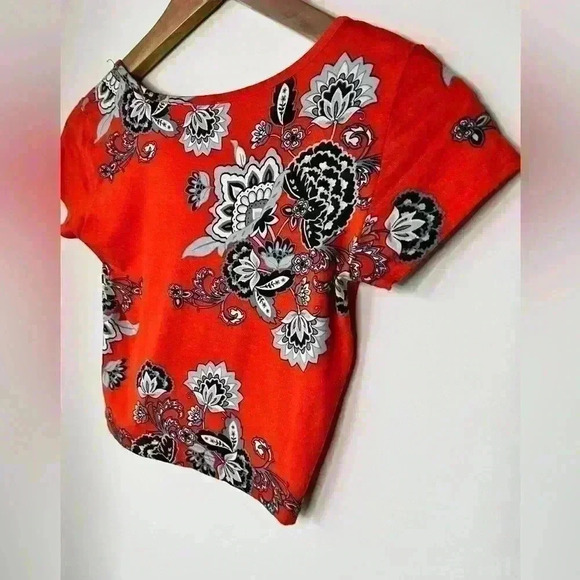 Garage Women’s  Paisley Orange V-Neck Summer Vacation Cute Crop Top Small - Picture 5 of 8